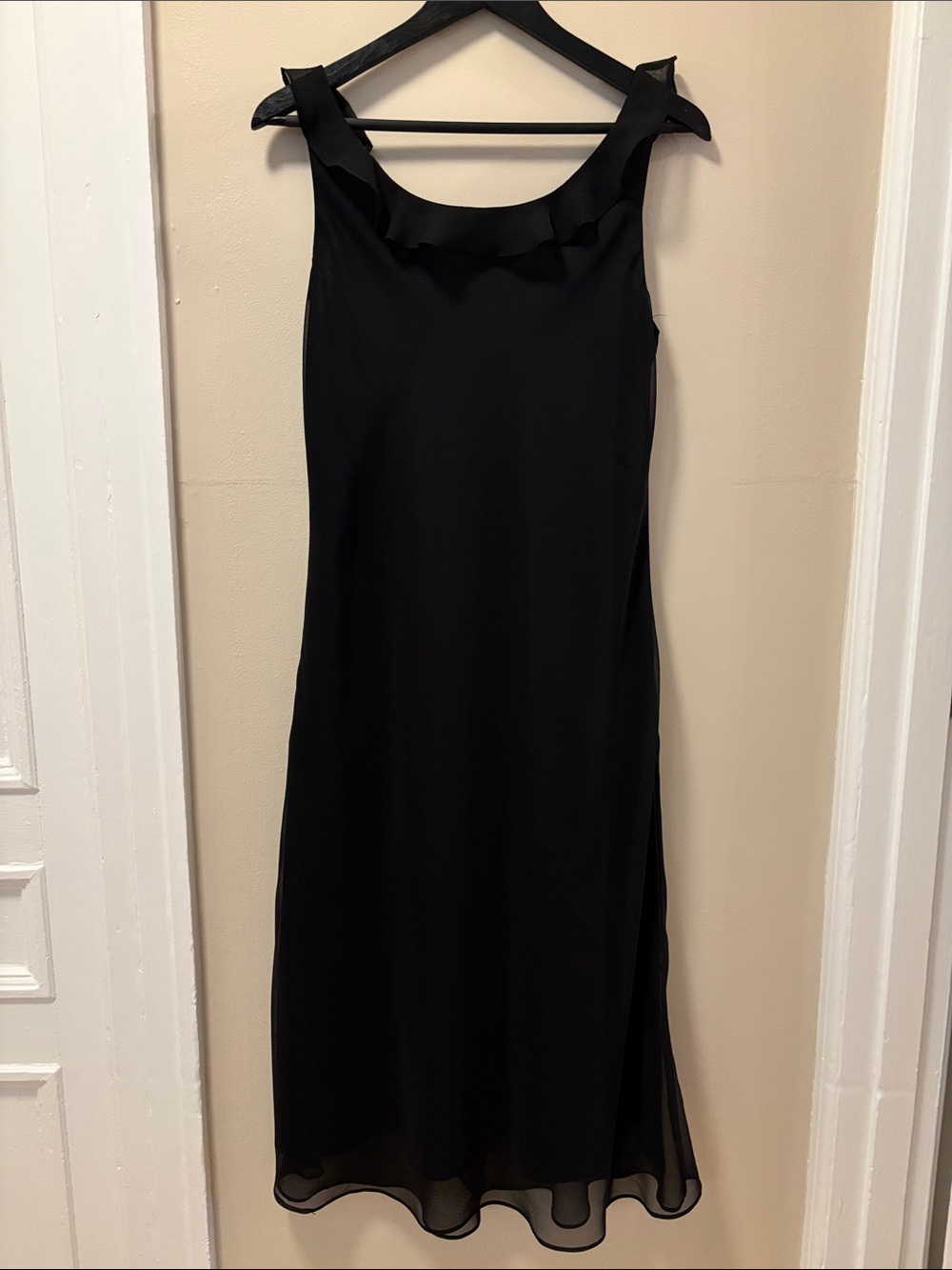 Sleeveless Black Midi Dress with Ruffle Neckline